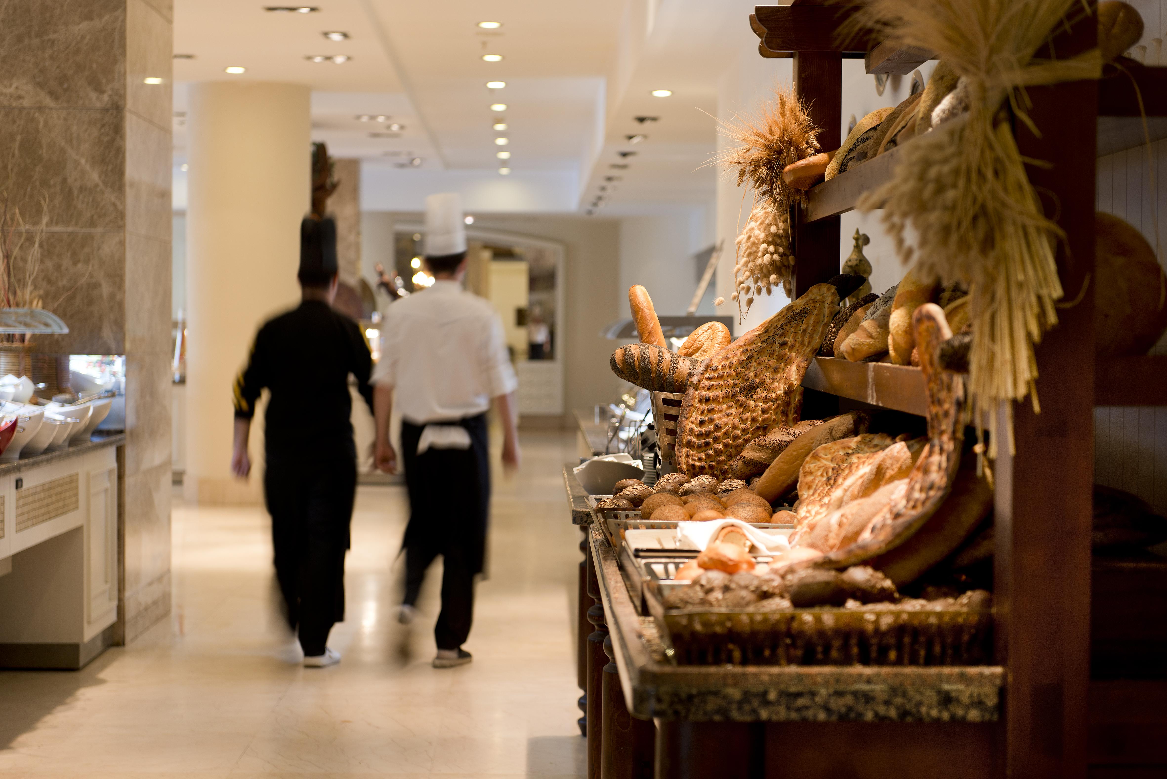 Sentido Kamelya Fulya Hotel & Aqua 코라클리 외부 사진 A buffet at a hotel